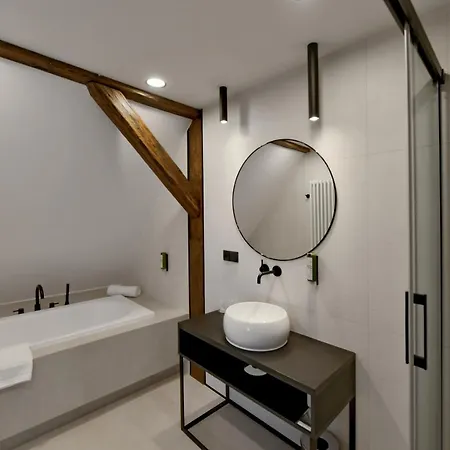 Hotel Herbal 3*