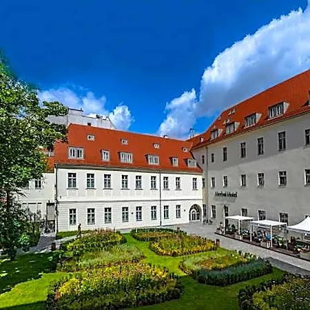 Hotel Herbal 3*